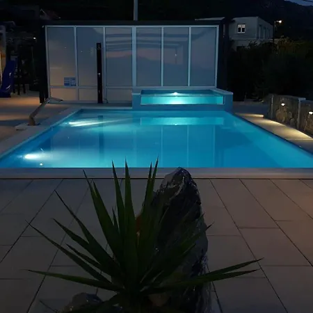 Arres Villa Kastel Stari